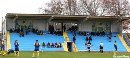 Grand stand and Clubrooms at War Memorial Park